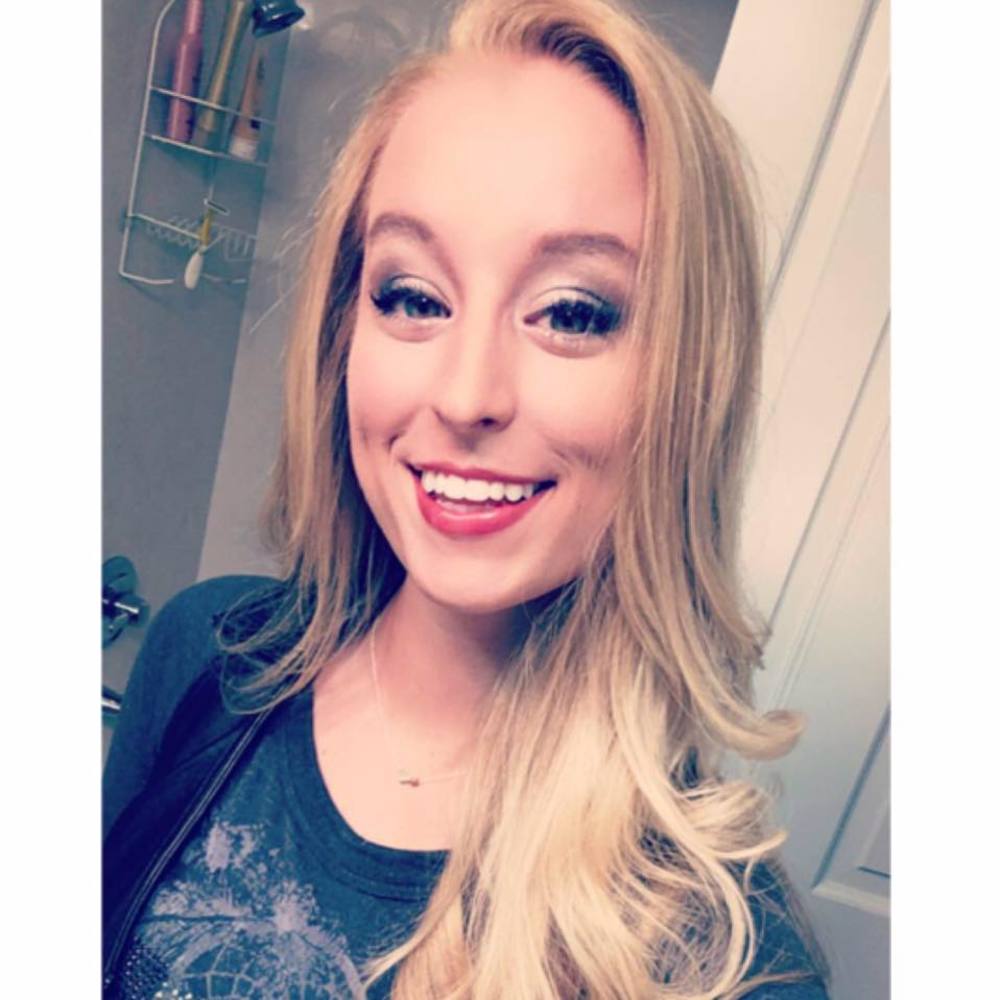 Meet your Posher, Alli